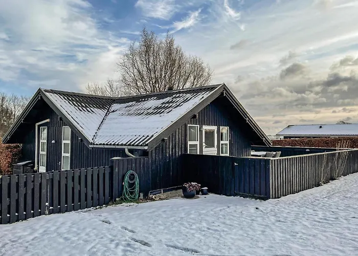 3 Bedroom In Haarby Vakantiehuis